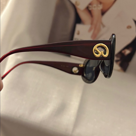 St. John S-500 RED sunglasses. Made in Italy. New without tags
